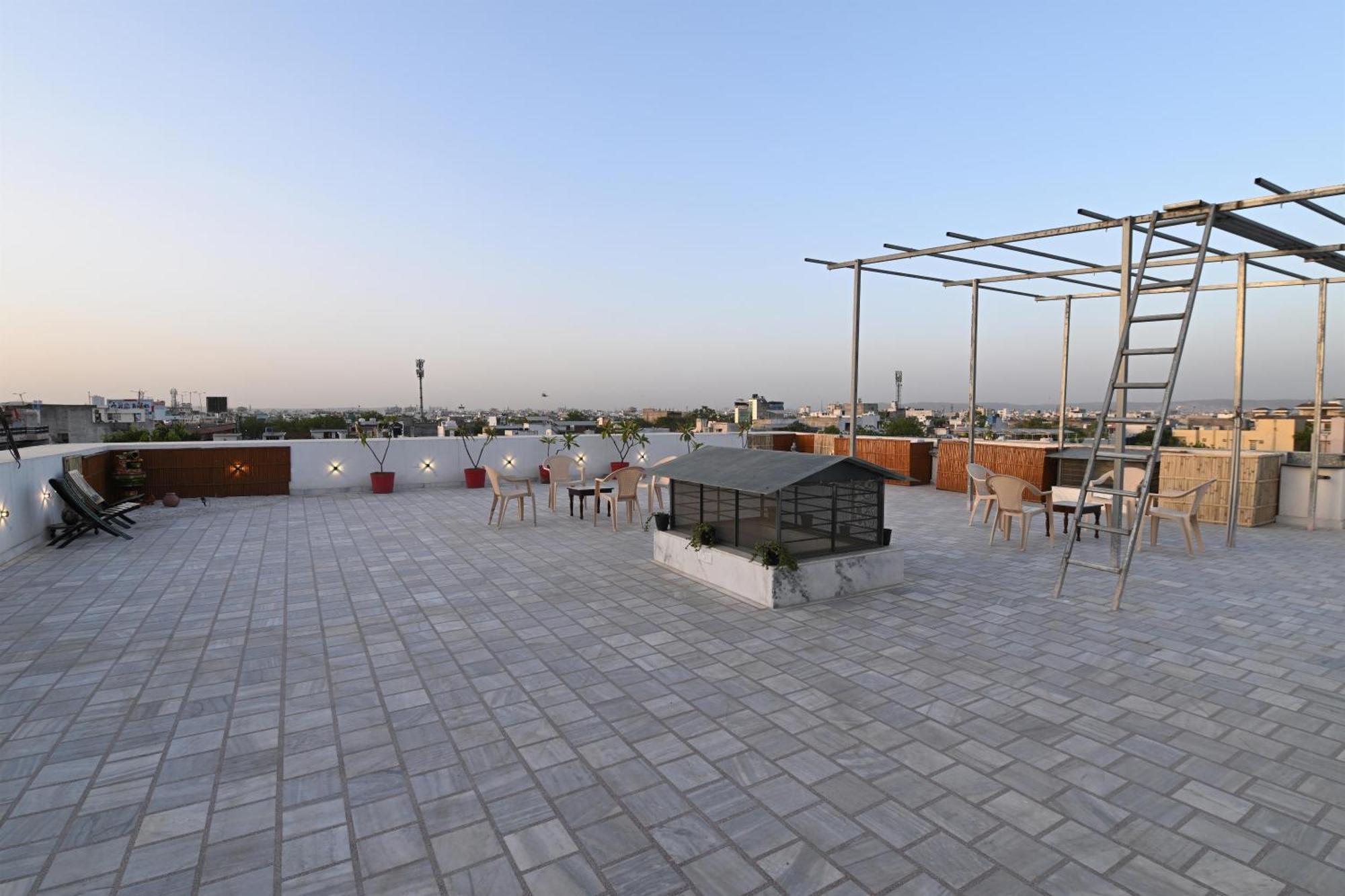 Homestay Hadendra Residences Jaipur